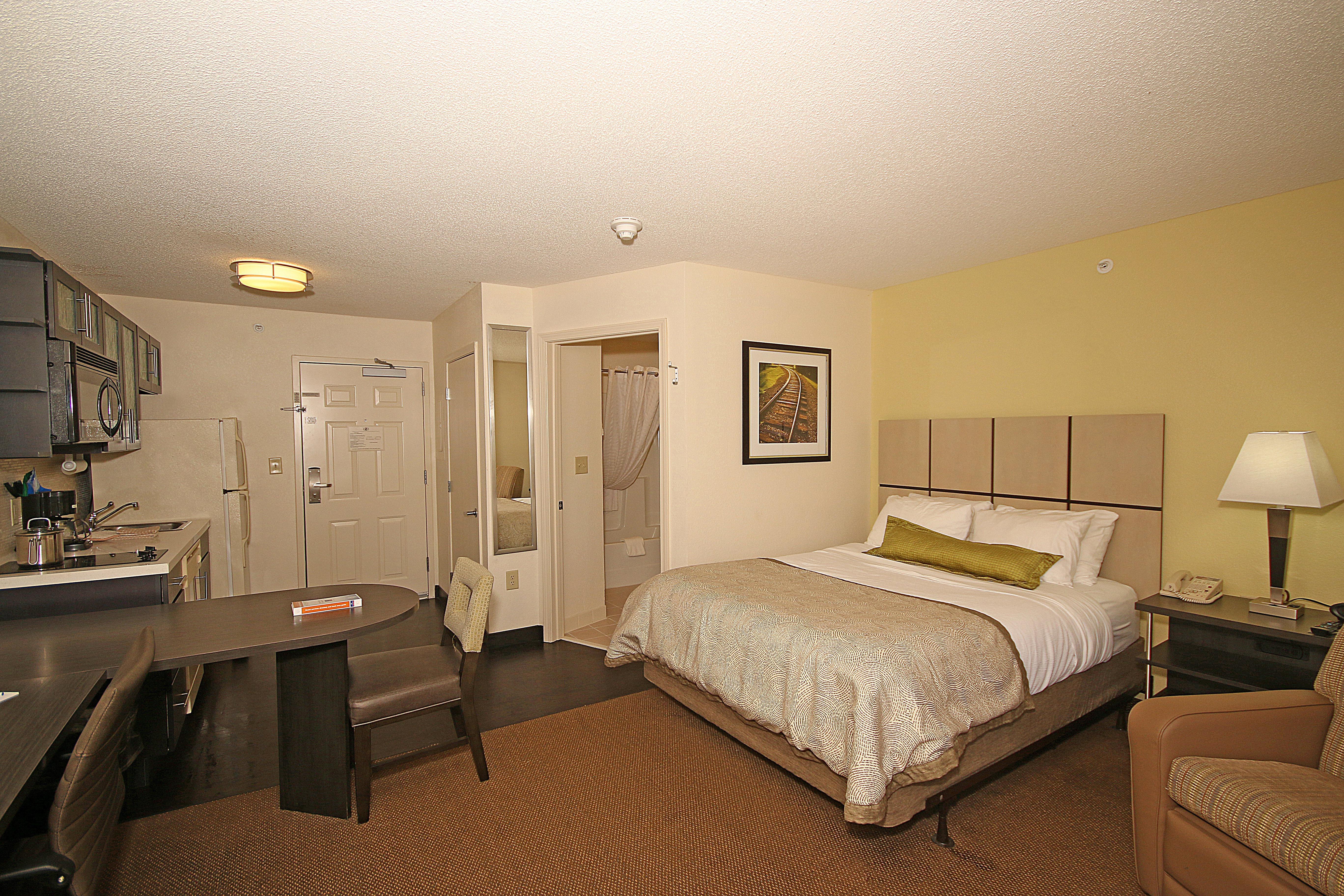 Candlewood Suites Newport News-Yorktown, An Ihg Hotel Exterior photo